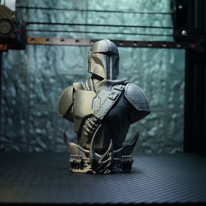 Mandalorian Bust - Star Wars 3D Models - Support Free and No infill Remix