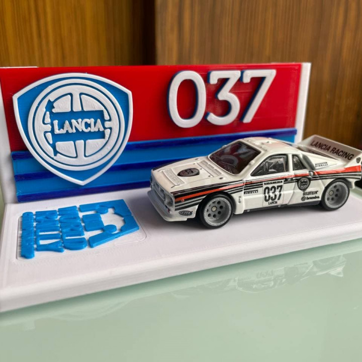 Hotwheels Lancia 037 Display Base