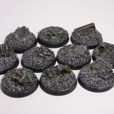 Picture of print of Wasteland base toppers set 2 - Supportfree base detailing kit.