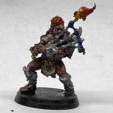 Picture of print of Halfling Bard (Bagpipes) (2 Versions)