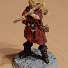Picture of print of Alfonsa De Arevalao - Human Bard (32mm scale presupported miniature)