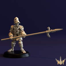Skeleton Combatant Halberd Pose 01