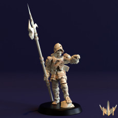 Skeleton Commander Pike Pose 02