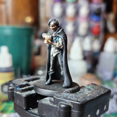 Picture of print of Farstwill Von Thumper - Cleric (32mm scale presupported miniature)