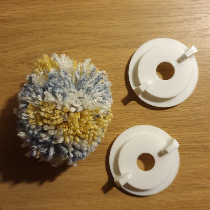 Free 3D file Customizable pompom maker 🧶・3D print design to download・Cults