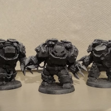 Picture of print of Orcs in Buster Armour [Bushi bits included]
