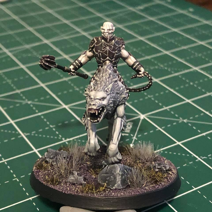 $18.00KZKMINIS - Aznarg the Desecrator - Orc Chieftain of the Iron Fang Clan