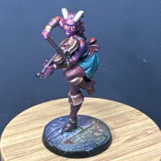 Picture of print of Female Tiefling Bard - Violon
