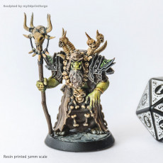 Picture of print of Orc Warlock Standing