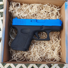 Picture of print of PISTOL Glock 26 PISTOL PROP PRACTICE FAKE TRAINING GUN