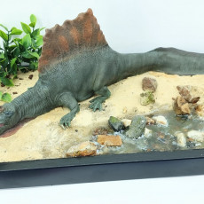 Picture of print of Spinosaurus chilling 1-35 scale pre-supported dinosaur