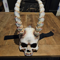 Picture of print of MASK "SKULL WITH HORNS"