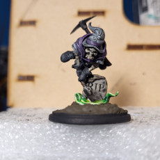 Picture of print of Skeleton Gravedigger Minion (Pre-Supported)