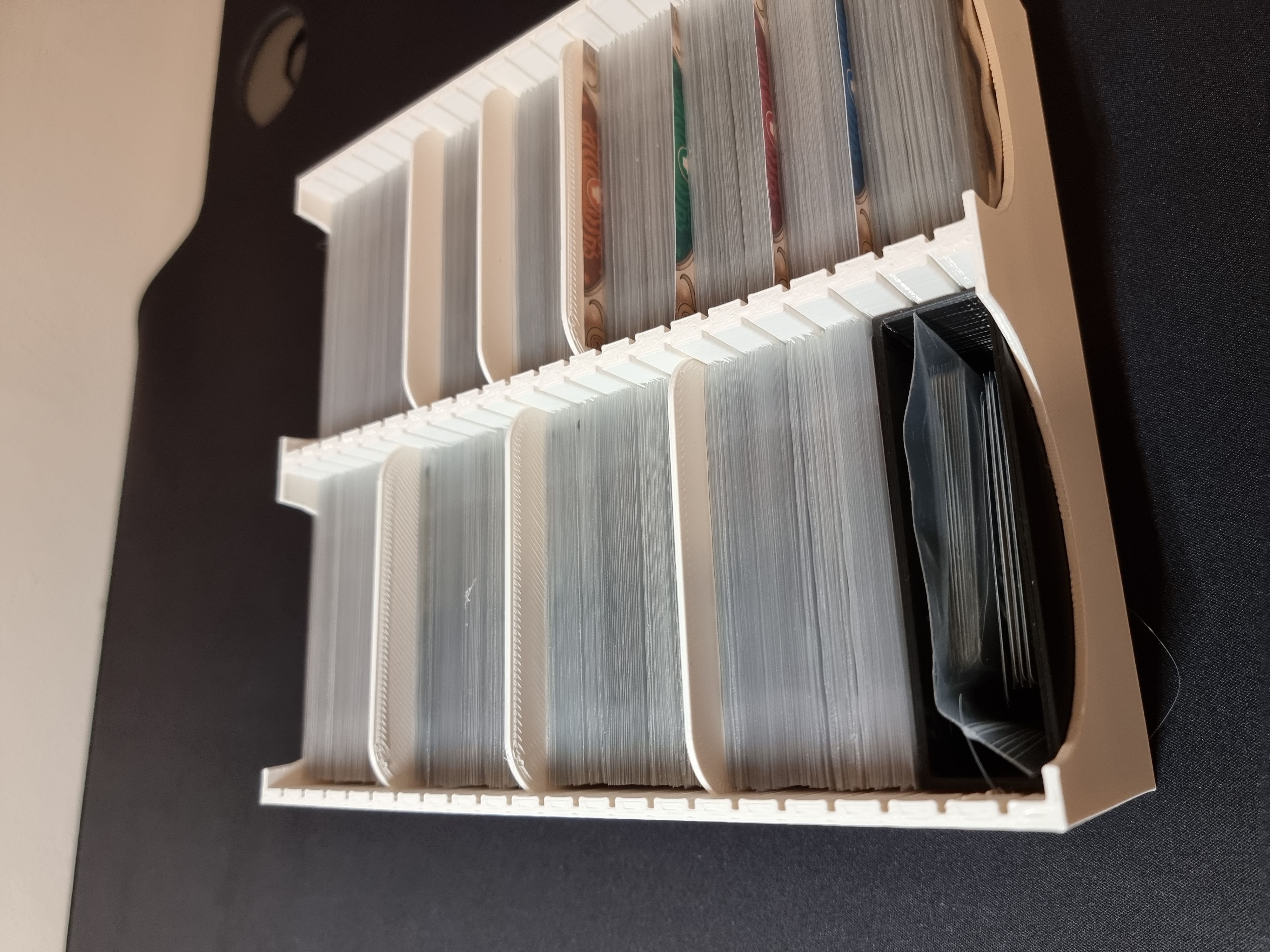 3D Printable Card box for any sized cards, with dividers, dice and token  boxes More than half a million STL files ! by Svend Feldt