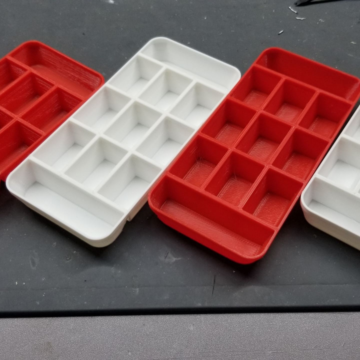 3D Printable Screw / Small parts sorting tray - stackable by Jacob