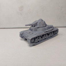 Picture of print of French AMC 35 Tank with pilot - 28mm