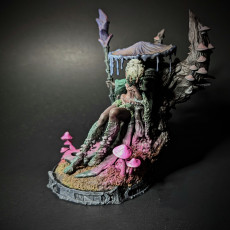 Picture of print of The Fungal Queen