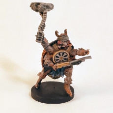 Picture of print of Croachlings "C'Roach Commander", cockroach warlord