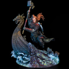 Picture of print of Thyra The Conqueror FULL Variant [presupported]