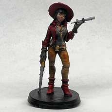 Picture of print of Female Human Swashbuckler - Carmine the Swashbuckler ( female human rogue )