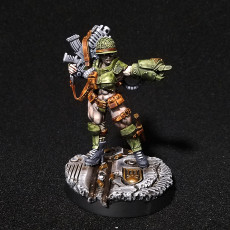 Picture of print of Jungle Lieutenant Babe